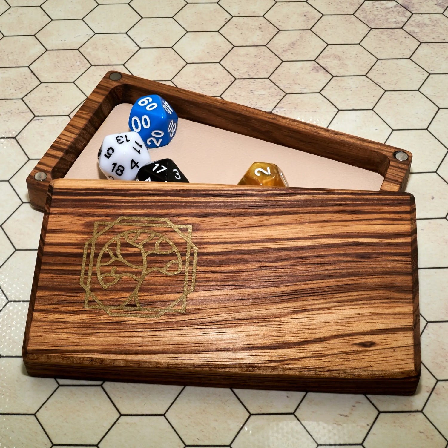 Würfelbox